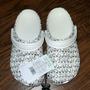 Crocs Classic Motion Logo